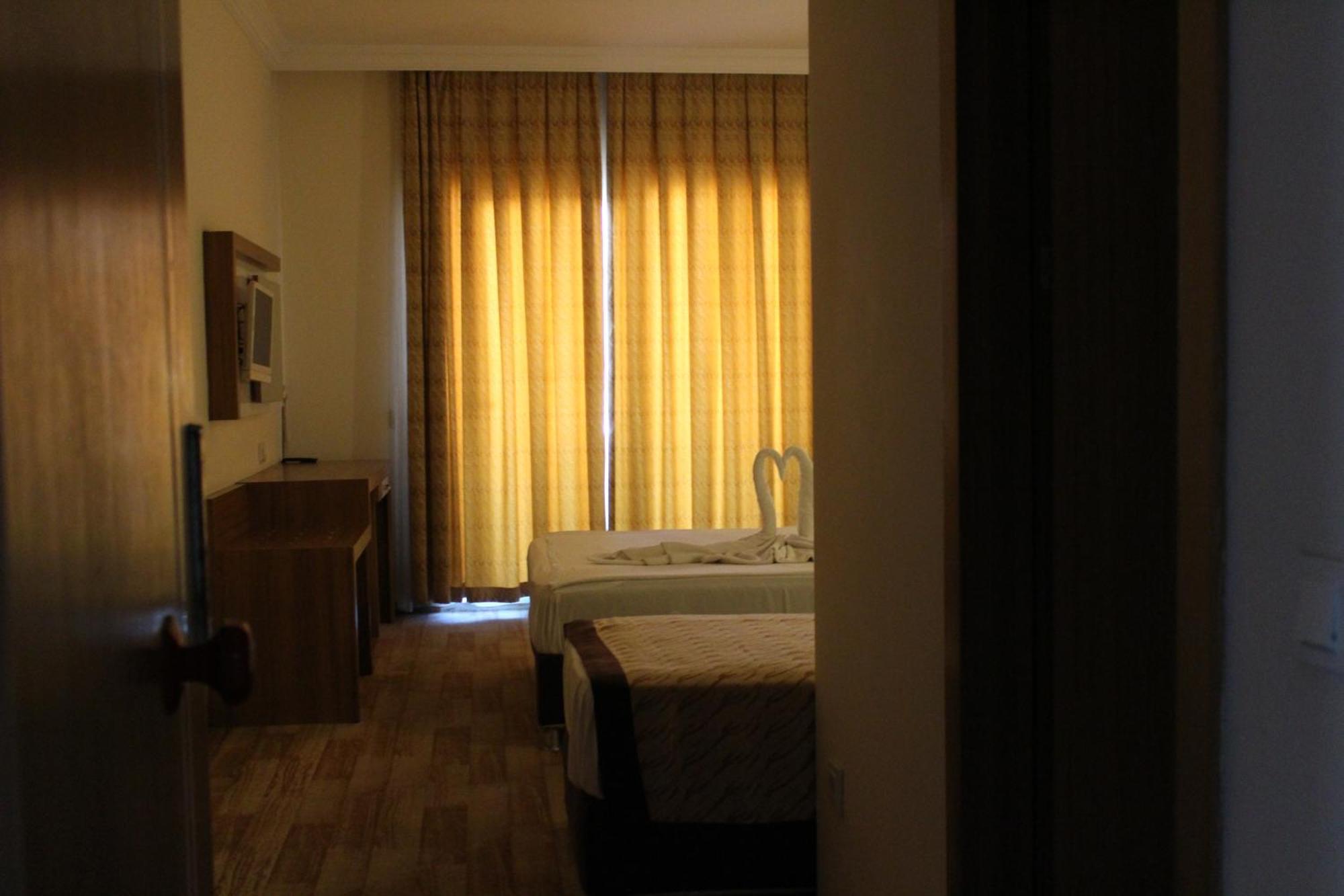 Hotel Mitos 阿拉尼亚 外观 照片