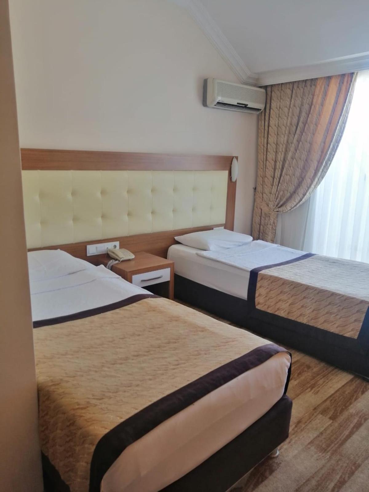 Hotel Mitos 阿拉尼亚 外观 照片